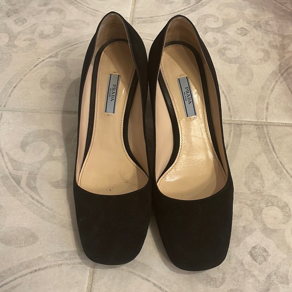 Black suede block heel Prada pumps